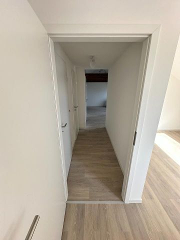 Sanierte 3-Raum–Wohnung mit Terrasse über den Wolken Apoldas - Photo 5