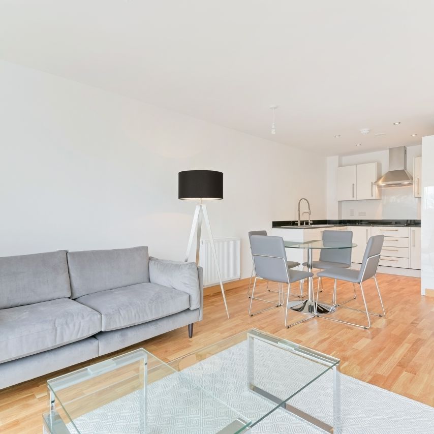 1 bedroom apartment to rent - Photo 1