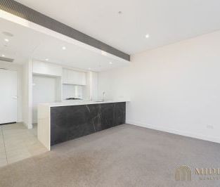 Luxurious Sub-Penthouse One Bedroom in ERA by Mirvac – Oversized La... - Photo 3