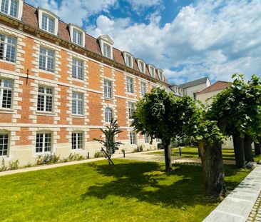 Location Appartement 1 pièce 31m² - Photo 3