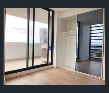 Magnificent 3 Bedroom Apartment for Lease - Photo 5