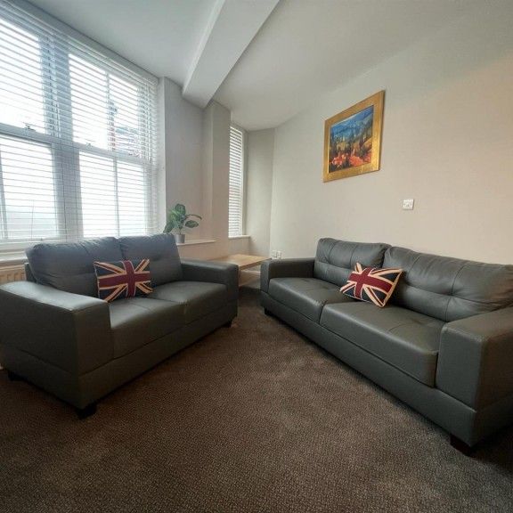 St. Columbas Close, Coventry, CV1 4BX - Photo 1