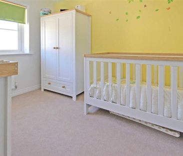 3 bedroom semi-detached house to rent - Photo 6
