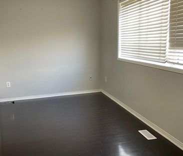 For Lease - 29 Needlewood Avenue, Brampton, Ontario - Photo 5