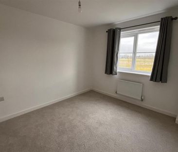 4 bedroom townhouse to rent - Photo 4
