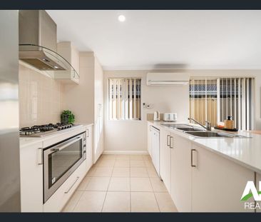 MODERN HOME IN A GREAT LOCATION! - Photo 1