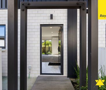 Spacious One-Bedroom with Courtyard & Storage - Photo 1