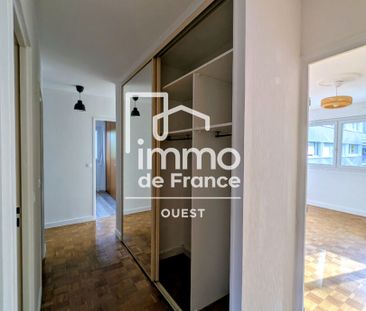 Location Appartement 5 pièces 94m² - Photo 5