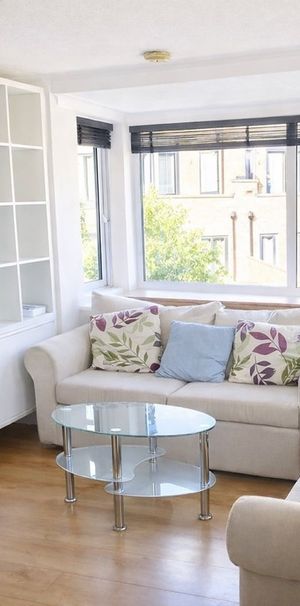 Studio Flat, Constable Court, W4 - Photo 1
