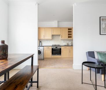 1 bedroom flat to rent - Photo 3