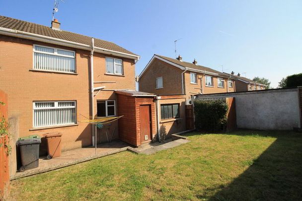 15 Knockview Drive, Tandragee, Craigavon, BT62 2BH - Photo 1