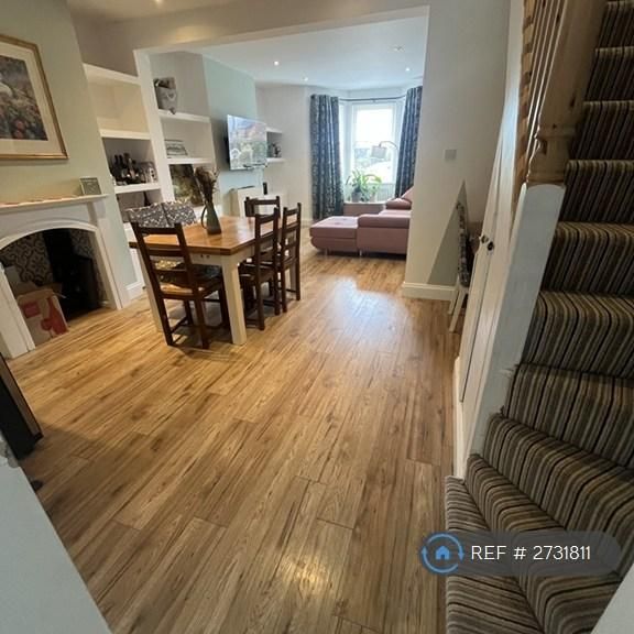 3 bedroom terraced house to rent - Photo 1