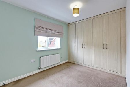 2 bedroom maisonette to rent - Photo 4
