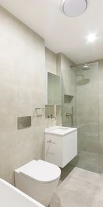 Brand new affordable 2 bedroom apartment in randwick - Photo 3