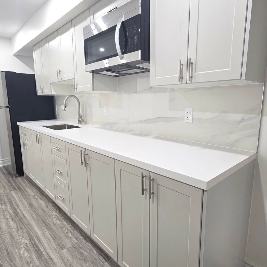 For Lease - 3137 Sunnyhill Drive Unit# Basement 2, Mississauga, Ontario - Photo 1