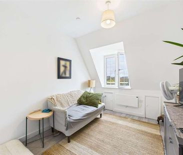 High Street, Maidenhead, Berkshire, SL6 - Photo 1