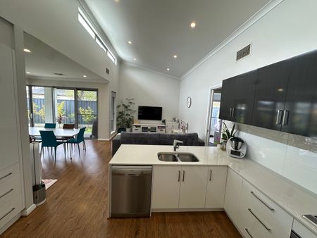 3b Hastings Road, Brighton SA 5048 - House For Rent - $875 | Domain - Photo 5