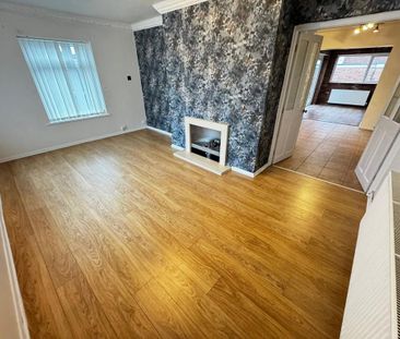 3 bedroom semi-detached house to rent - Photo 3