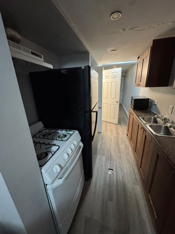 140 Osgoode - Photo 5