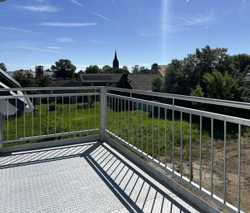 In familiärer Wohnanlage! Stellplatz und Garage | Balkon | Fußboden... - Photo 4