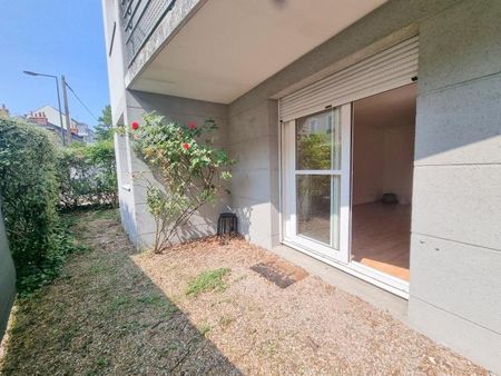 Location Appartement 2 pièces 49m² TOURS 37000 - Photo 5