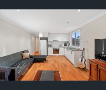 Modern 1 Bedroom Granny Flat - Quiet & Convenient Location! - Photo 1