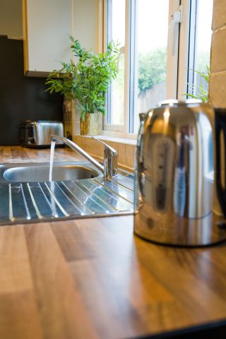 Hugh Road Room 5 - Photo 4