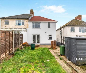 3 bedroom semi-detached house to rent - Photo 4