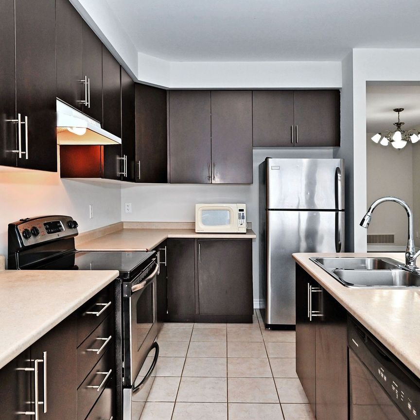 For Lease - 110 Southdown Avenue, Vaughan, Ontario - Photo 1