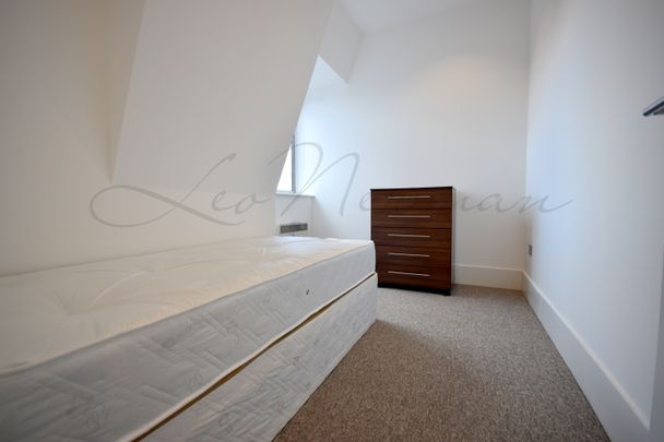 Market Place, Wokingham, RG40 - Photo 1