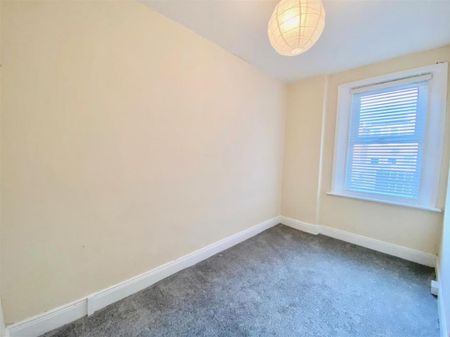 Faraday Grove, Gateshead - Photo 3