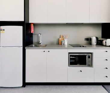 Premium Studio Apartment - Photo 6