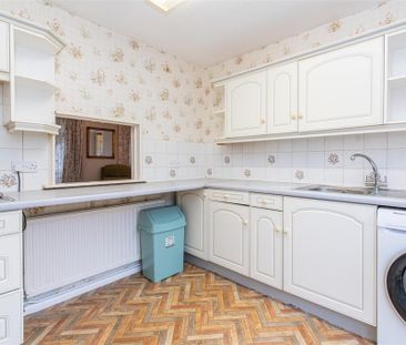 2 bed House To Let - Photo 5