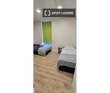 Room in shared apartment for rent in Inns Quay, Dublin - Photo 1