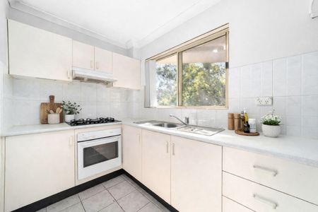 42/8-10 Fourth Avenue, Blacktown NSW 2148 - Apartment For Rent | Domain - Photo 4