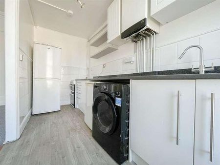 Carisbrooke Road, St Leonards, TN38 - Photo 4
