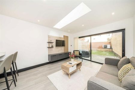 3 bedroom house to rent - Photo 2