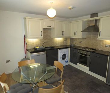 2 bedroom apartment to rent - Photo 5