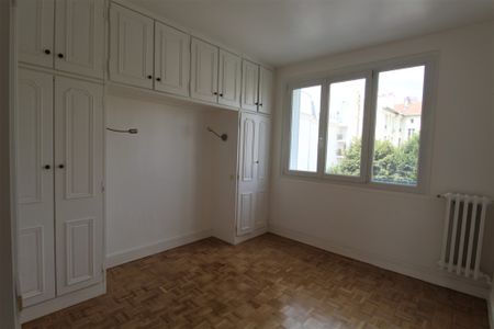 Appartement Clamart 1 pièce(s) 45.67 m2 - Photo 4