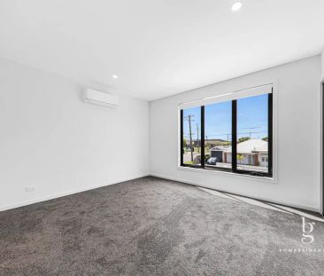 “Modern Comfort Meets Convenience” - Photo 4