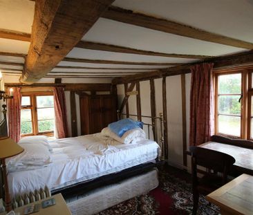 4 bedroom semi-detached house to rent - Photo 6