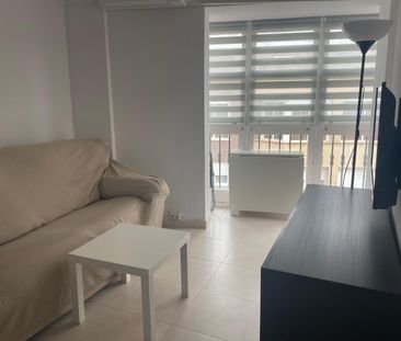 Alquiler de piso en Casco Antiguo - Photo 1