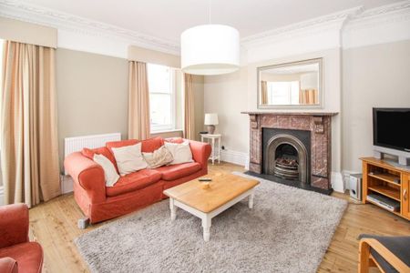 1 bedroom property to rent - Photo 2