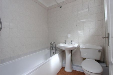 2 bedroom bungalow to rent - Photo 3