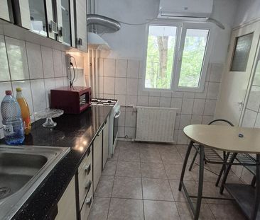 Berceni, metrou Aparatorii Patriei, - Photo 6