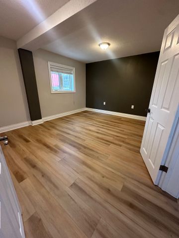 For Lease - 206B Palace Street, Whitby, Ontario - Photo 3