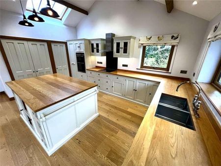 Witheridge, Tiverton, Devon, EX16 - Photo 3