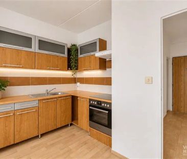 Pronájem pěkného bytu s dobrou dopravní dostupností - Photo 4
