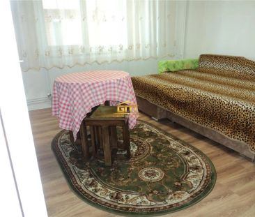 Apartament 2 camere, etaj 1 , decomandat, cu centrala proprie - Fotografie 1