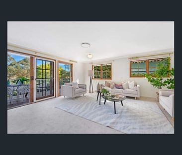 Unit with a space of house - Photo 1